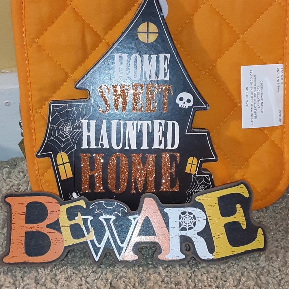 Lot of 2 halloween table signs